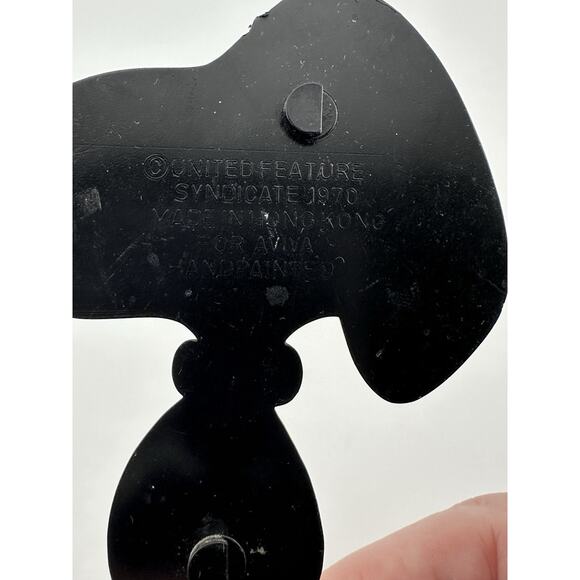 1970 Aviva Peanuts Snoopy " World's Best Friend " Trophy 4.5" Hand Painted - Picture 5 of 9